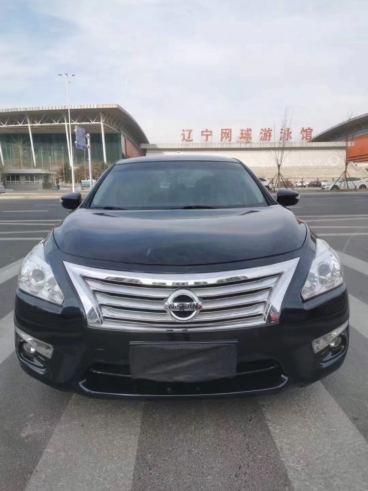沈陽15年日產天籟1