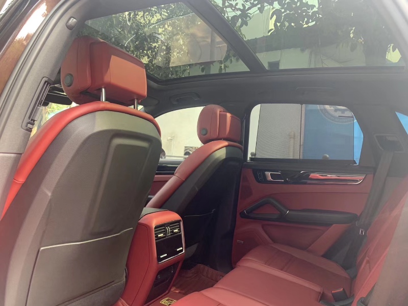 广州19年保时捷卡宴5