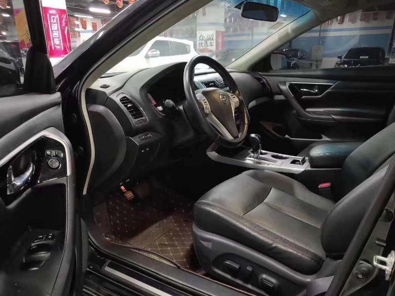 沈陽17年日產天籟5