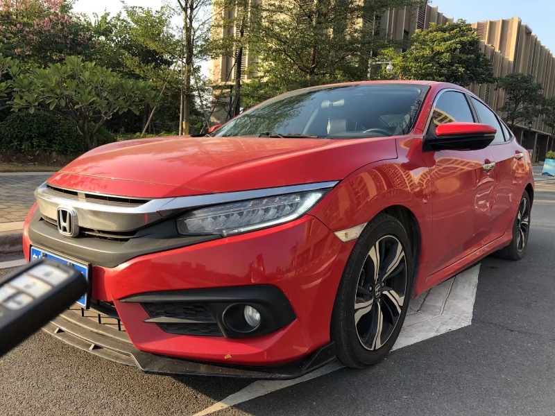 广州17年本田思域2