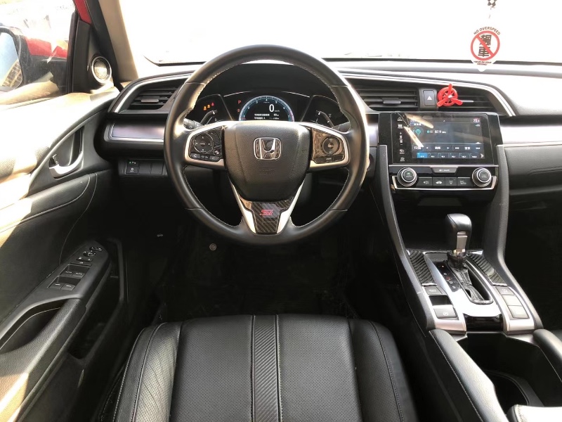 广州17年本田思域6