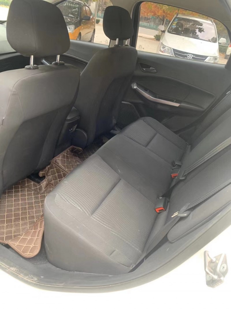 潍坊19年福特福睿斯6