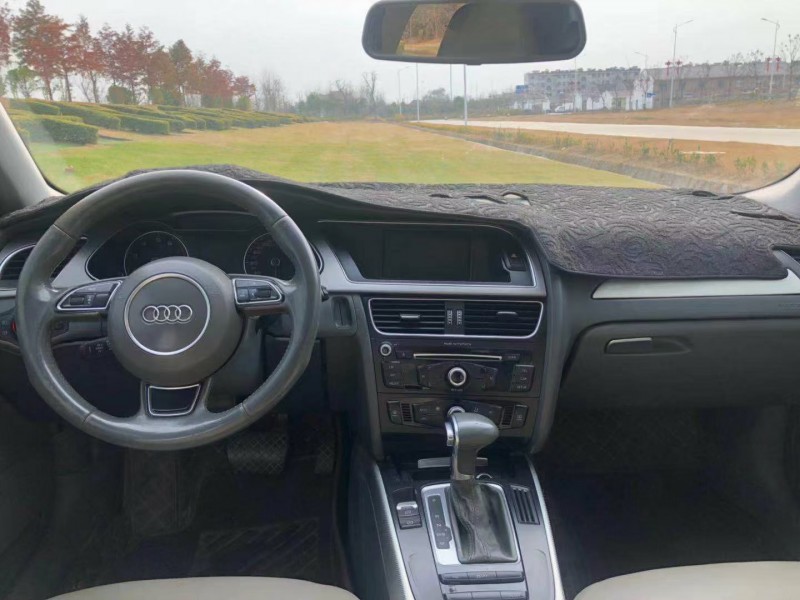 盐城12年奥迪A4L8