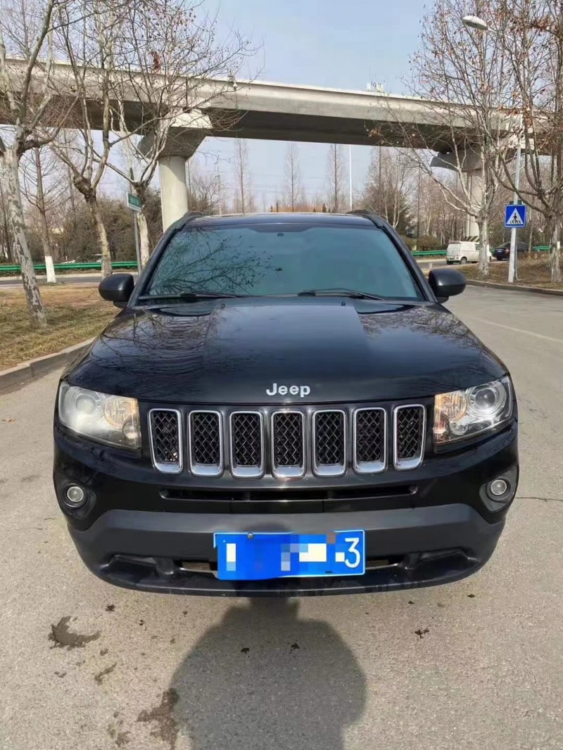 東營13年Jeep指南者1
