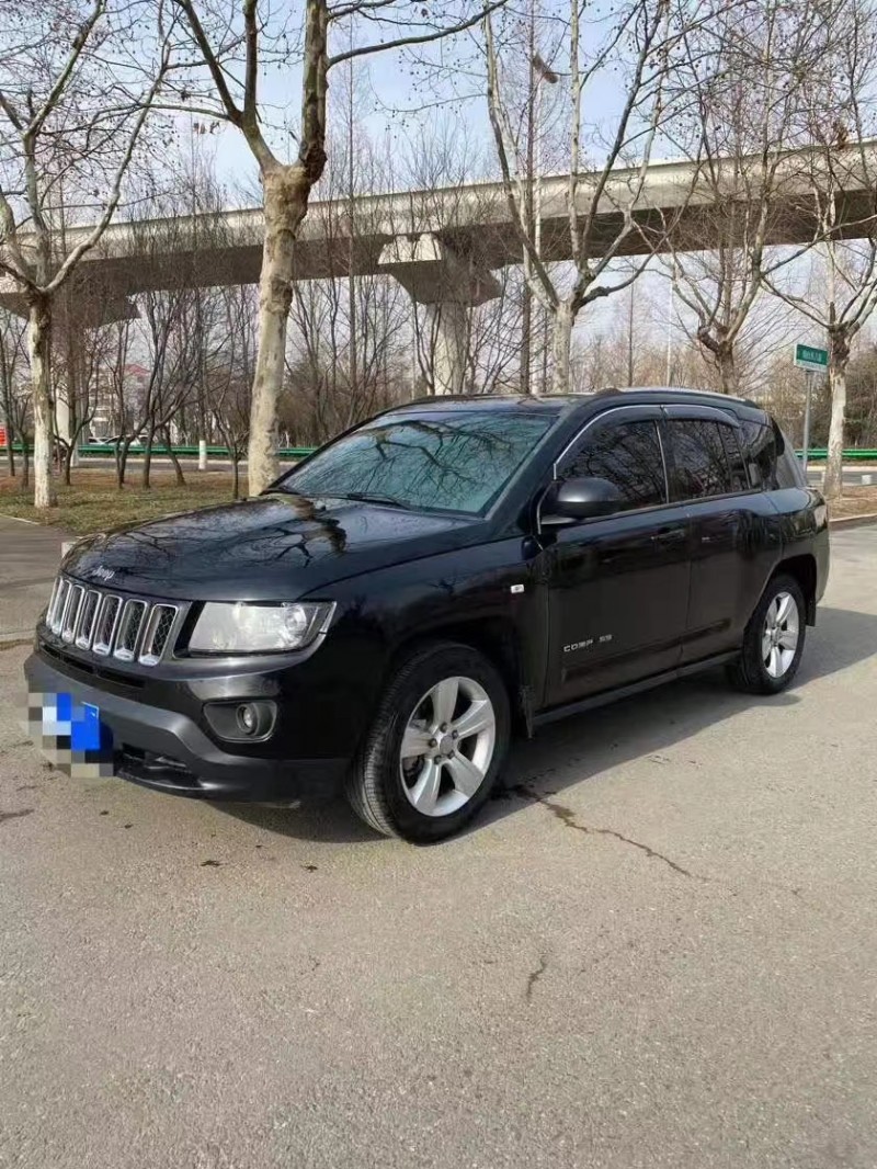 東營13年Jeep指南者2