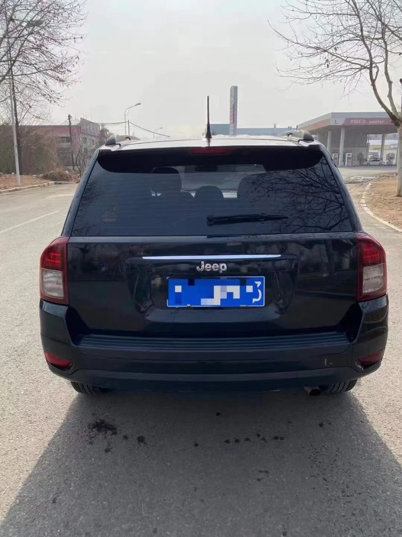 東營13年Jeep指南者9