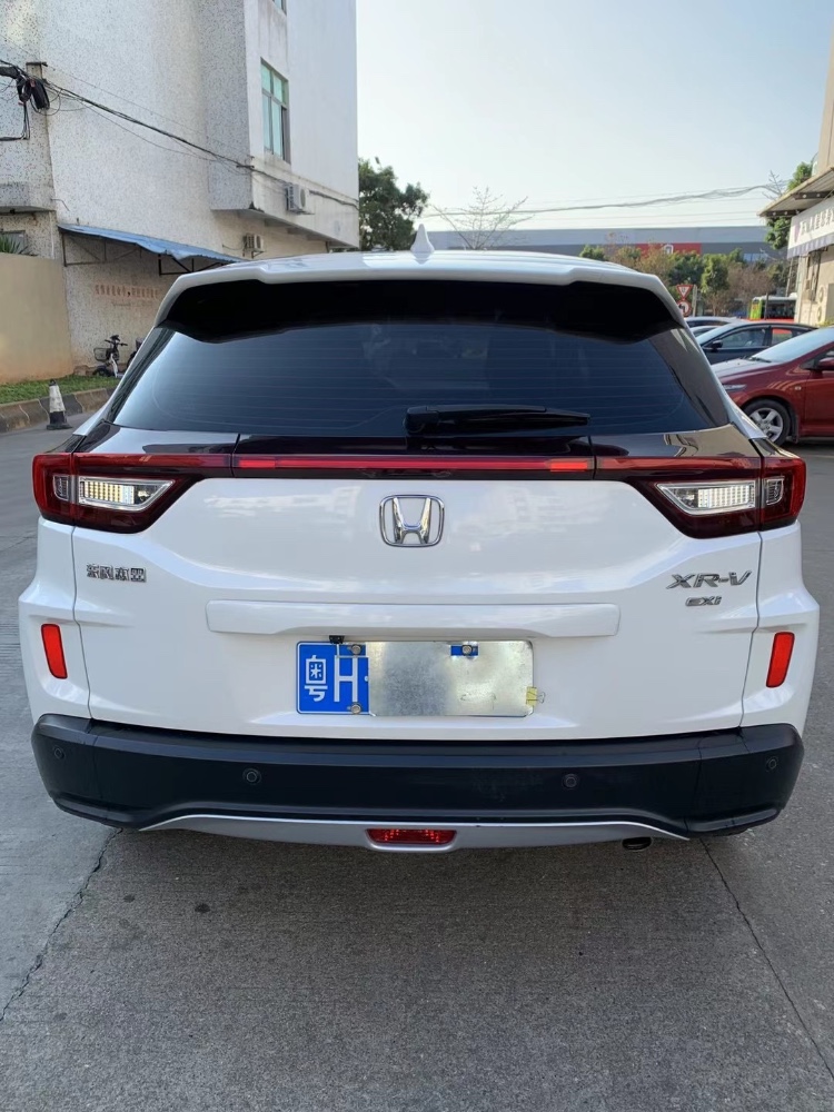 中山18年本田XRV4
