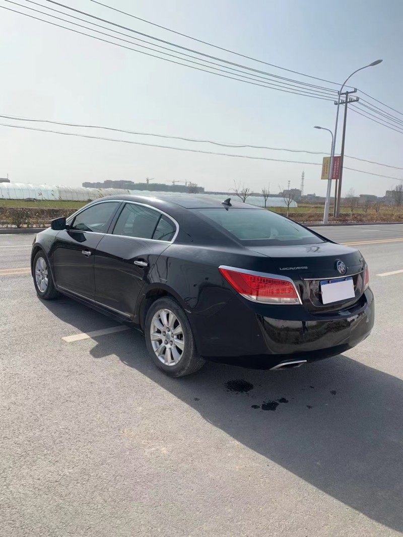 徐州13年别克君越4