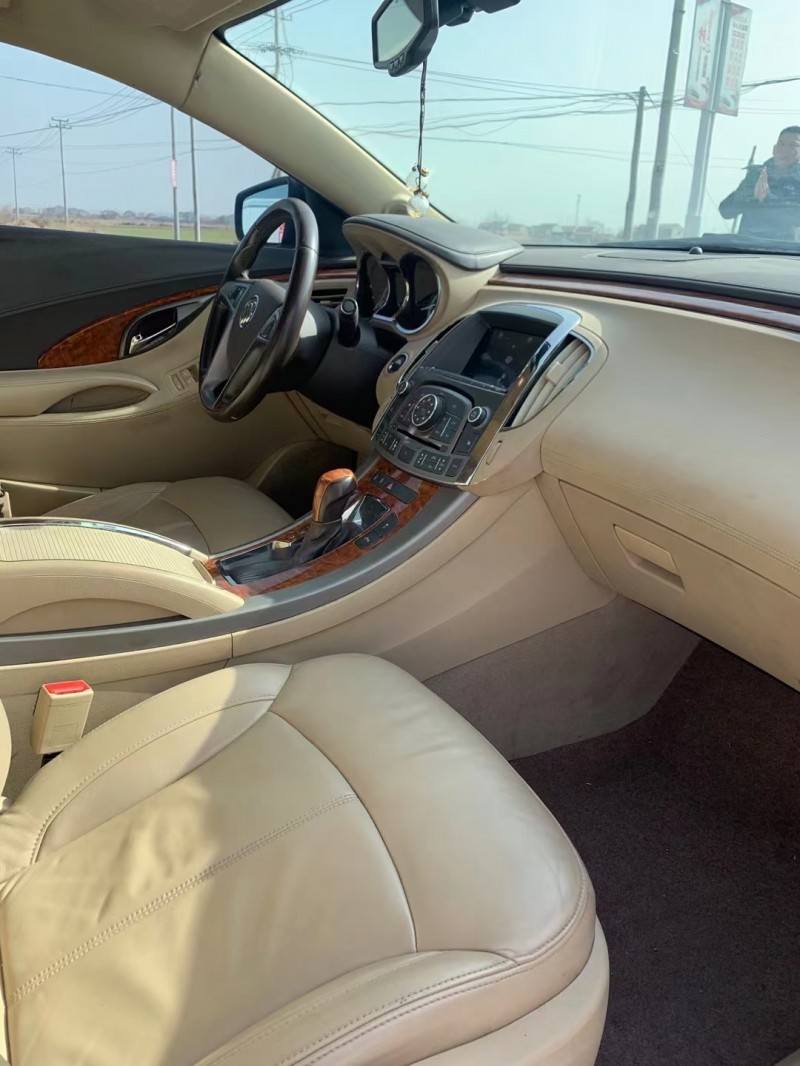 徐州13年别克君越7