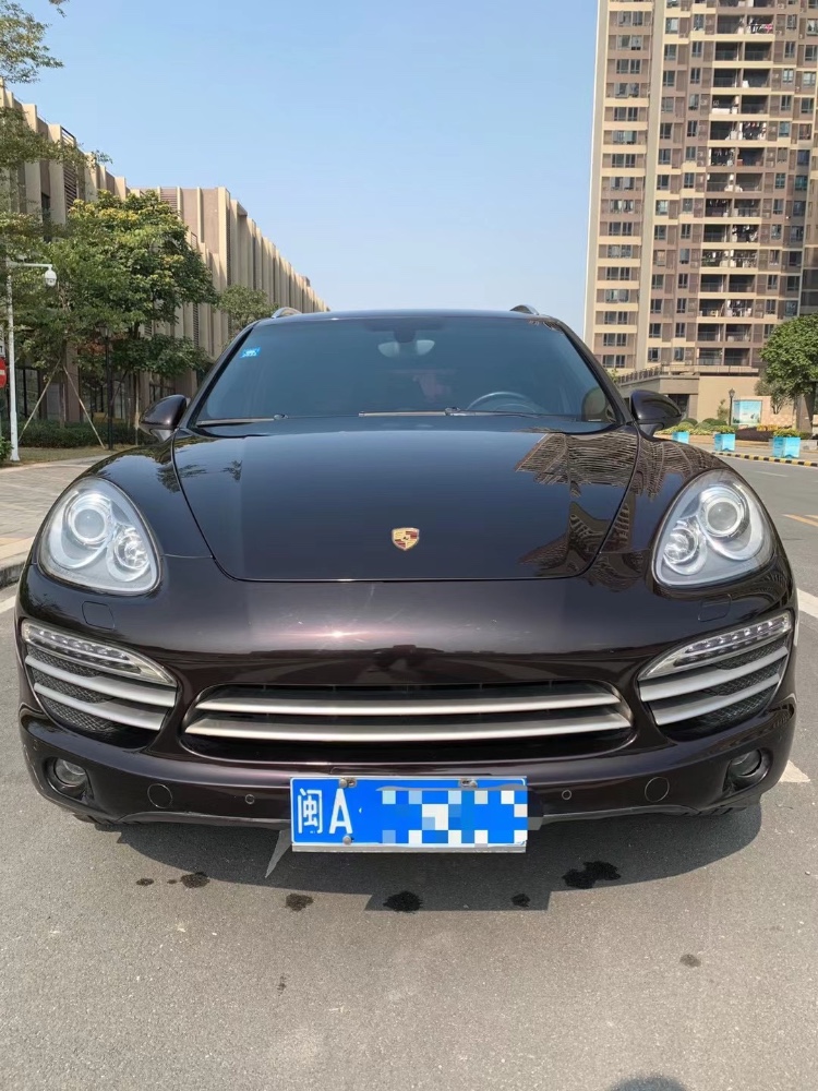 广州16年保时捷卡宴2