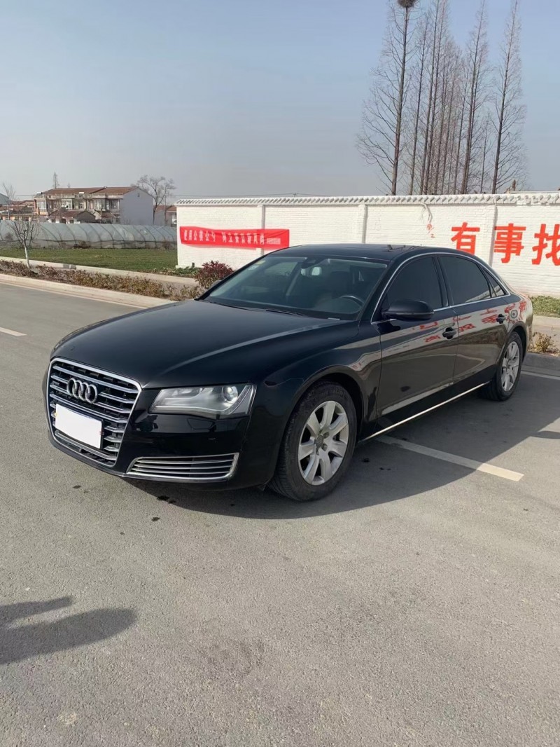 徐州13年奥迪A8L2
