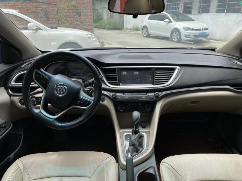 成都18年别克英朗GT5