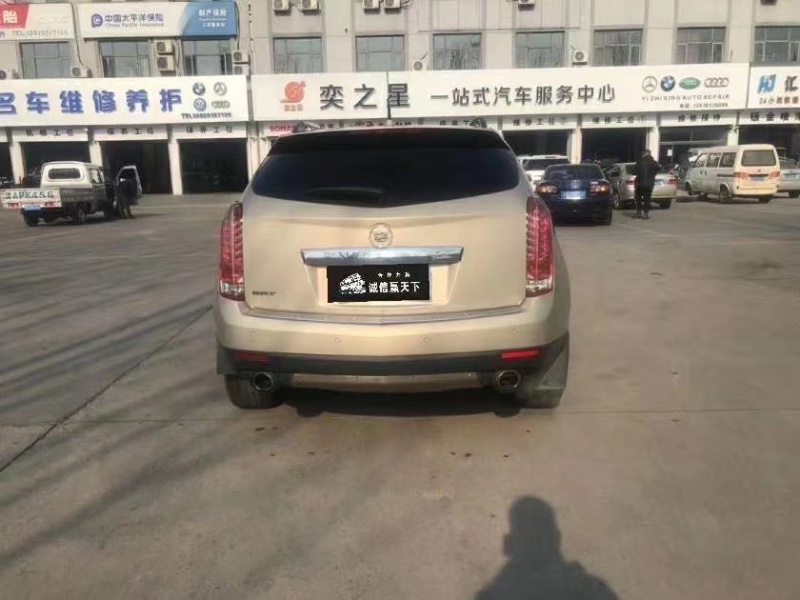 天津11年凱迪拉克SRX3