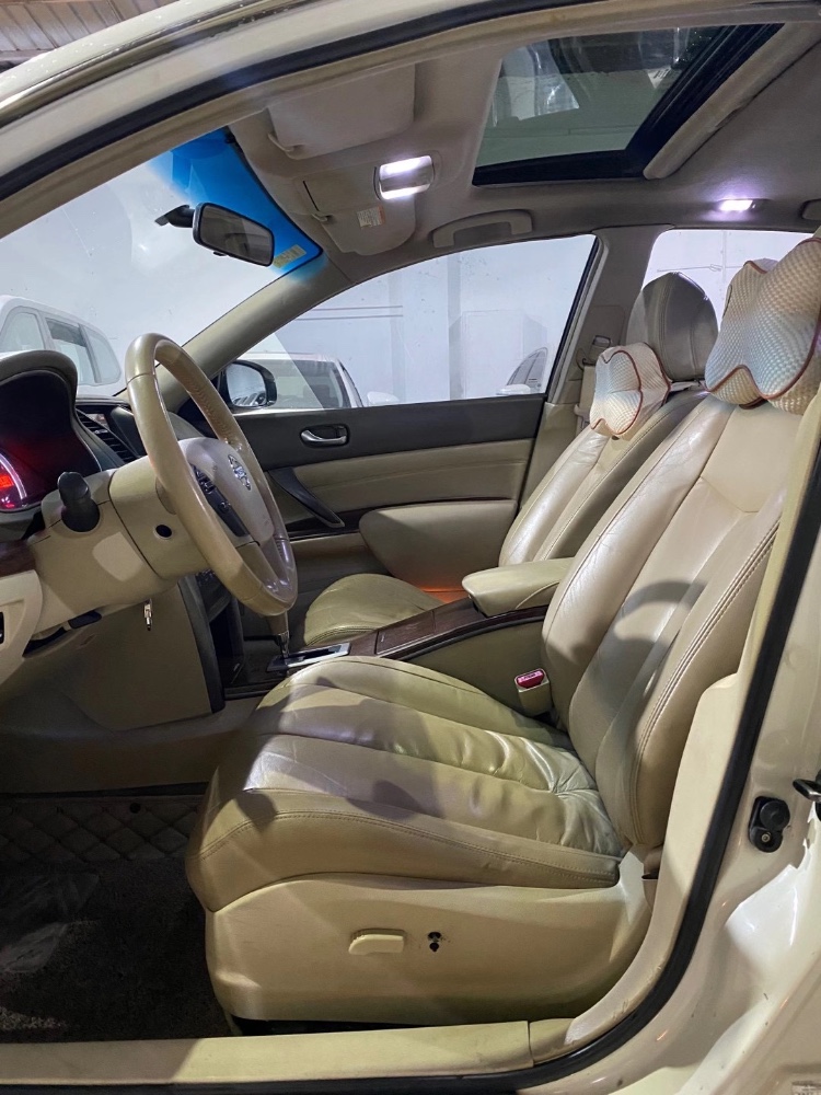 广州09年日产天籁4