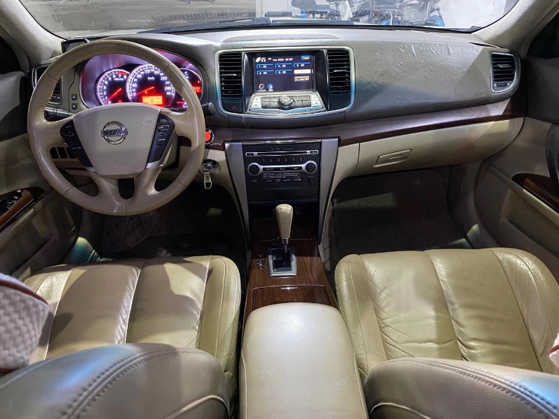 广州09年日产天籁5