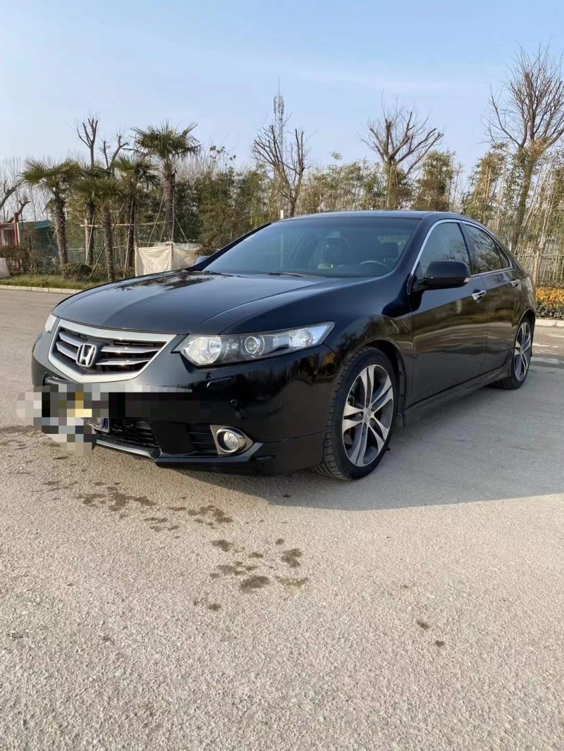 枣庄抵押车14年本田思铂睿出售