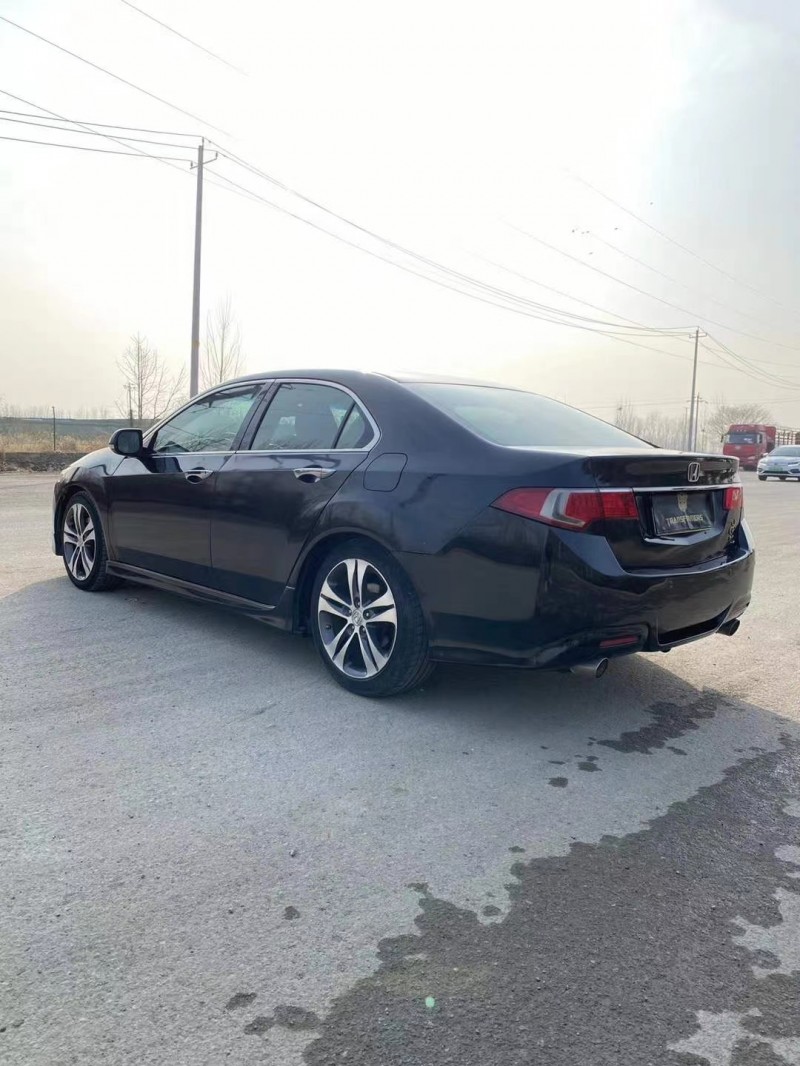 枣庄14年本田思铂睿2