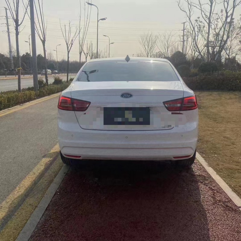 枣庄18年福特福睿斯9