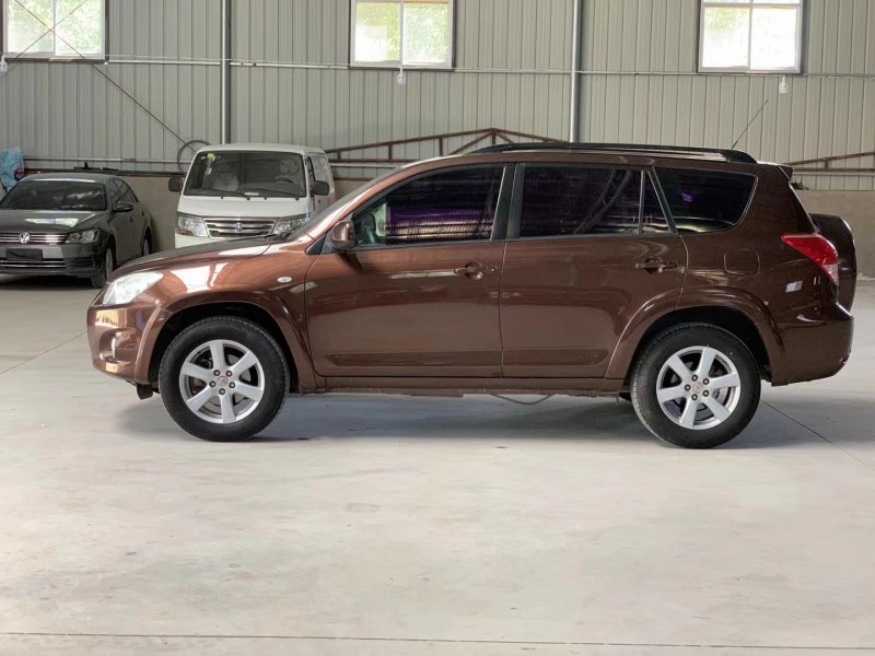 廊坊12年丰田RAV43