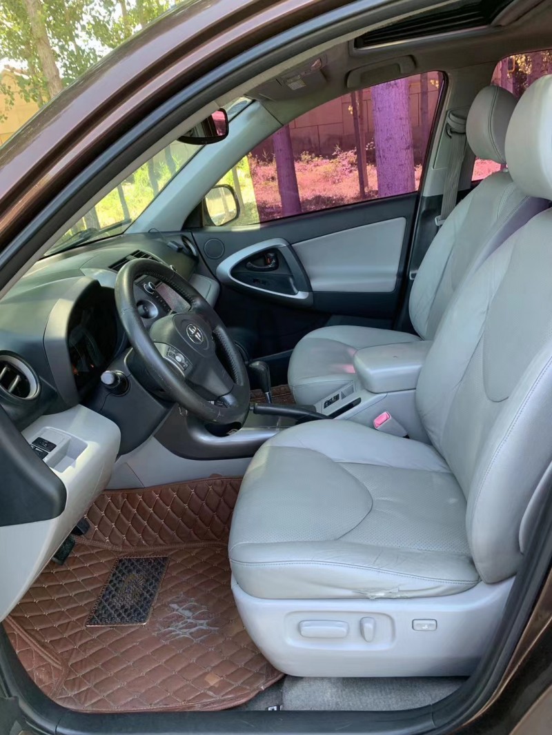 廊坊12年丰田RAV46