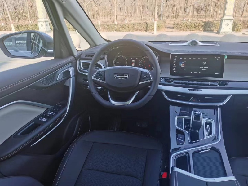 济南21年吉利嘉际5