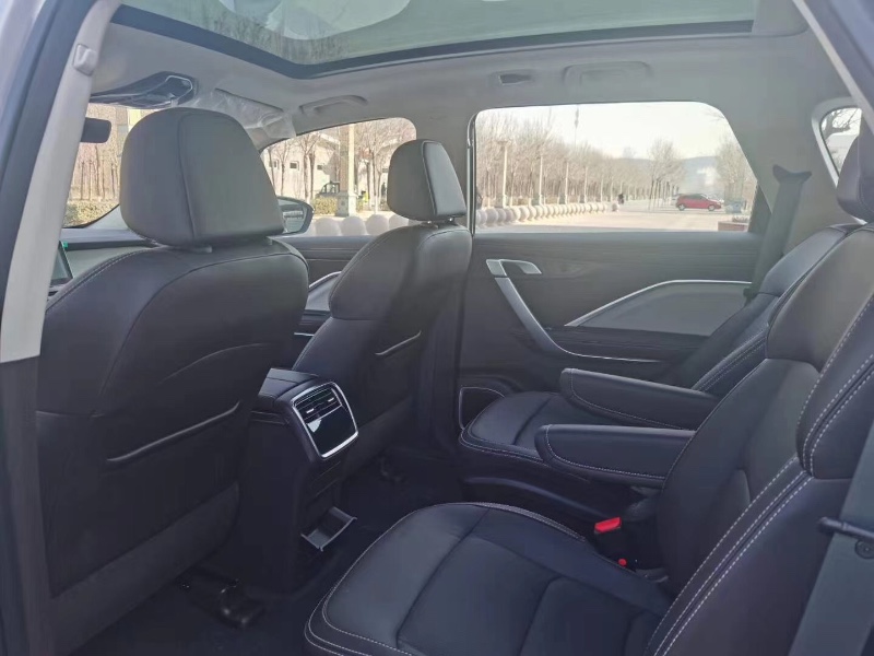 济南21年吉利嘉际8