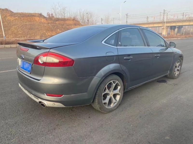 烟台10年福特蒙迪欧3