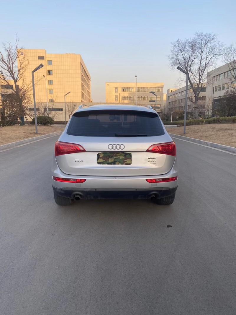 宿迁11年奥迪Q54
