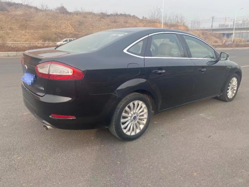 烟台13年福特蒙迪欧-致胜8