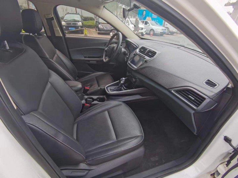 北京16年福特福睿斯1