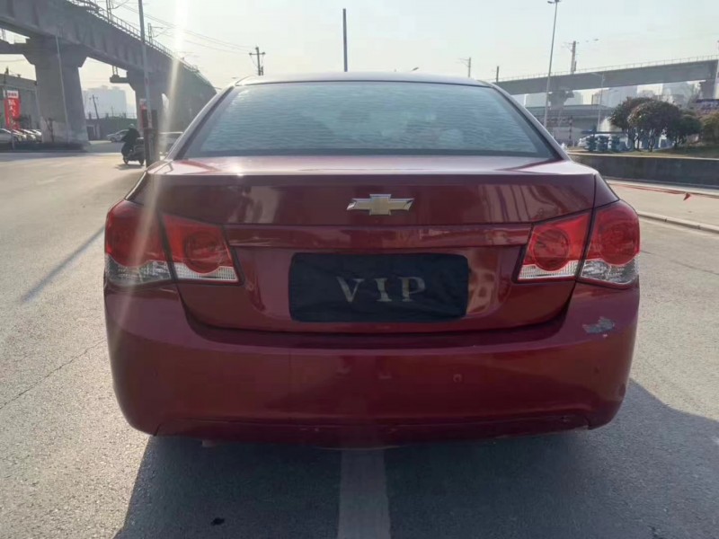 北京13年雪佛兰科鲁兹6