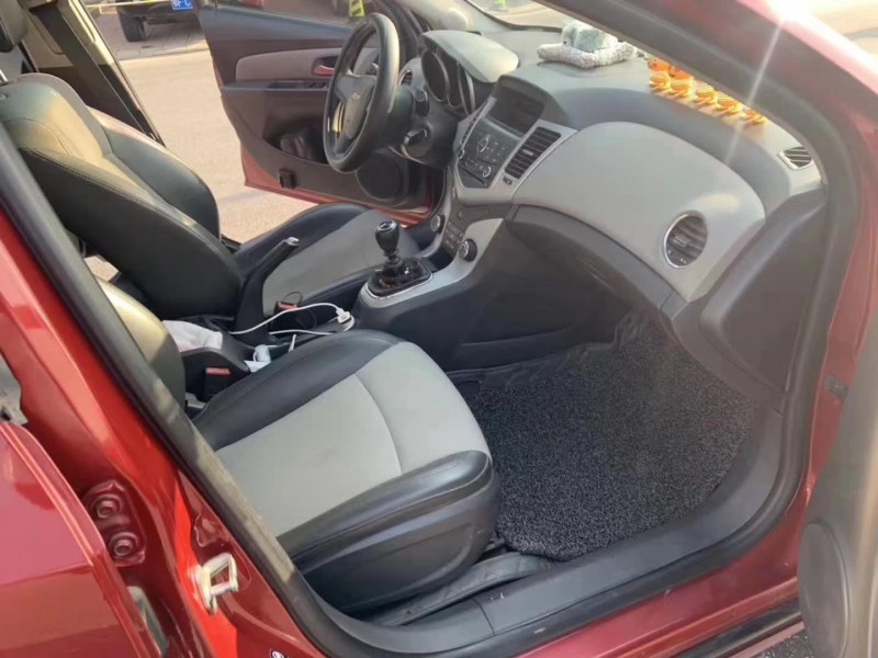 北京13年雪佛兰科鲁兹2