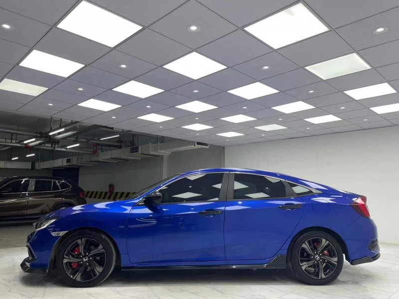 成都19年本田思域3