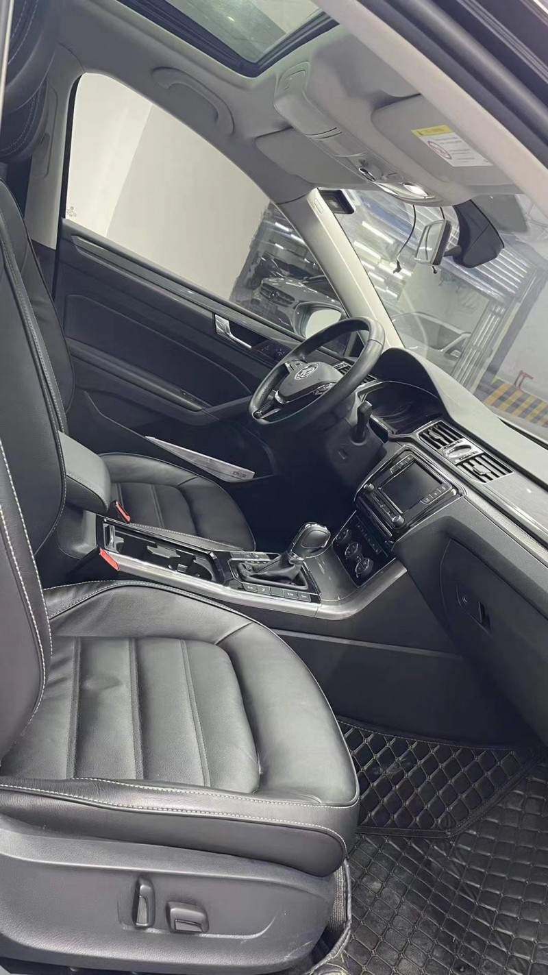 成都18年大众帕萨特7