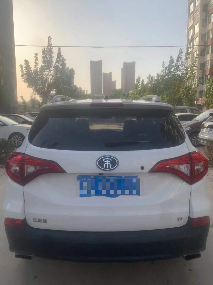 淄博17年比亚迪宋8