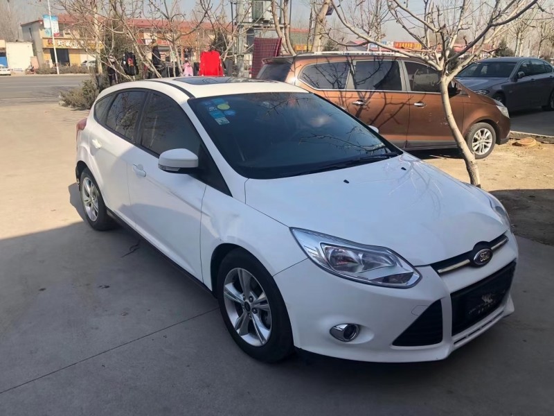 邢台13年福特福克斯3