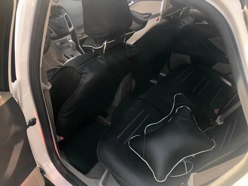 邢台13年福特福克斯6