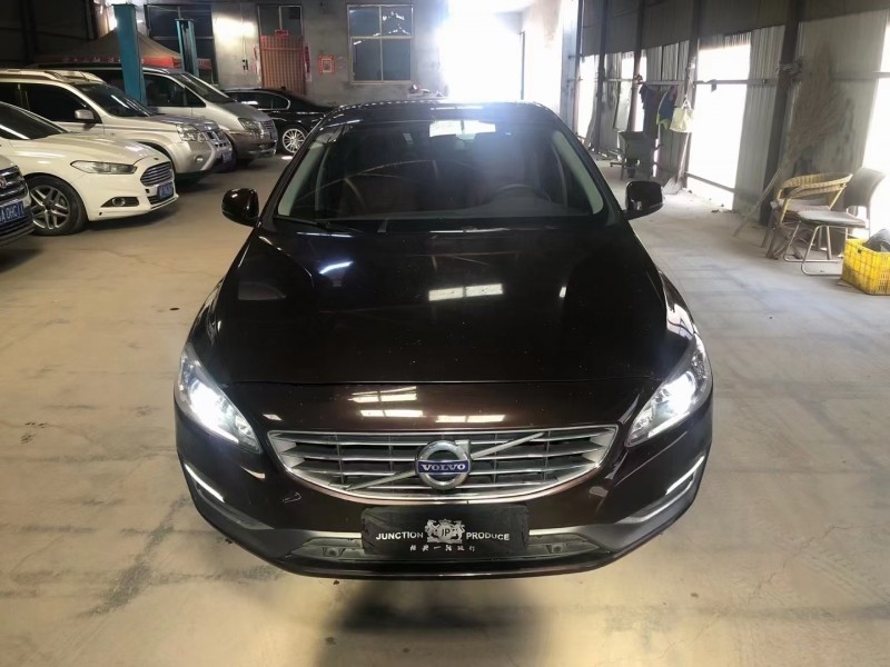 邢台16年沃尔沃S60L1