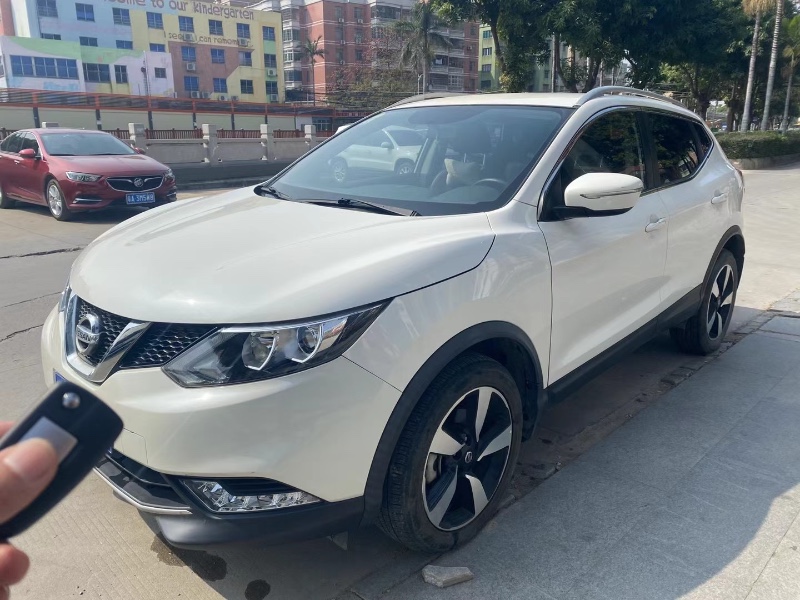 广州18年日产逍客7