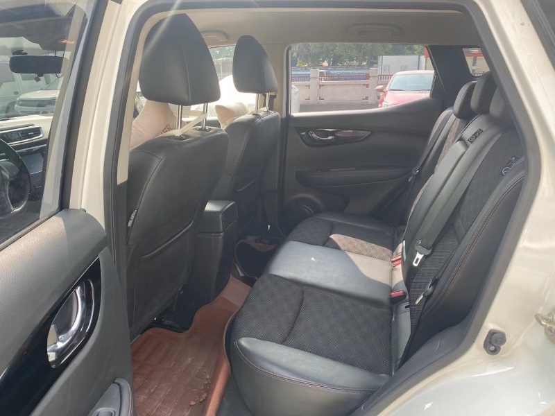 广州18年日产逍客8