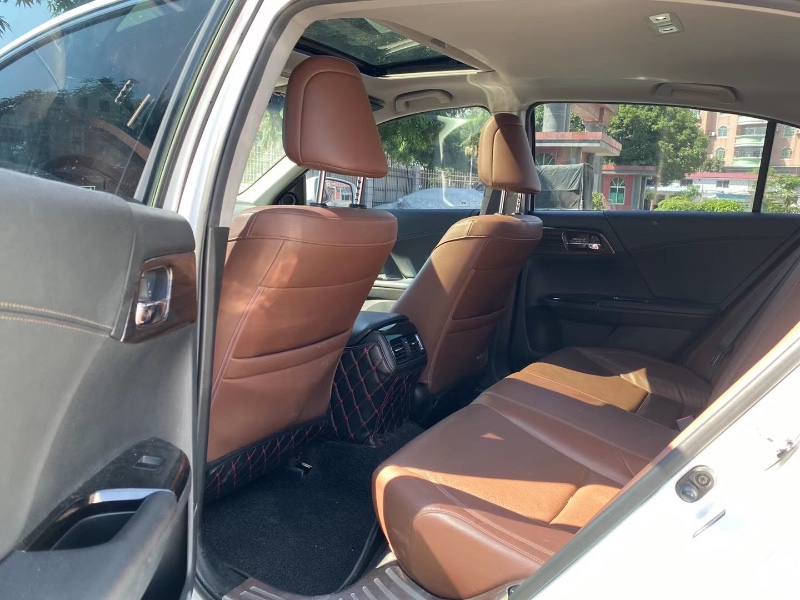 广州17年本田雅阁6