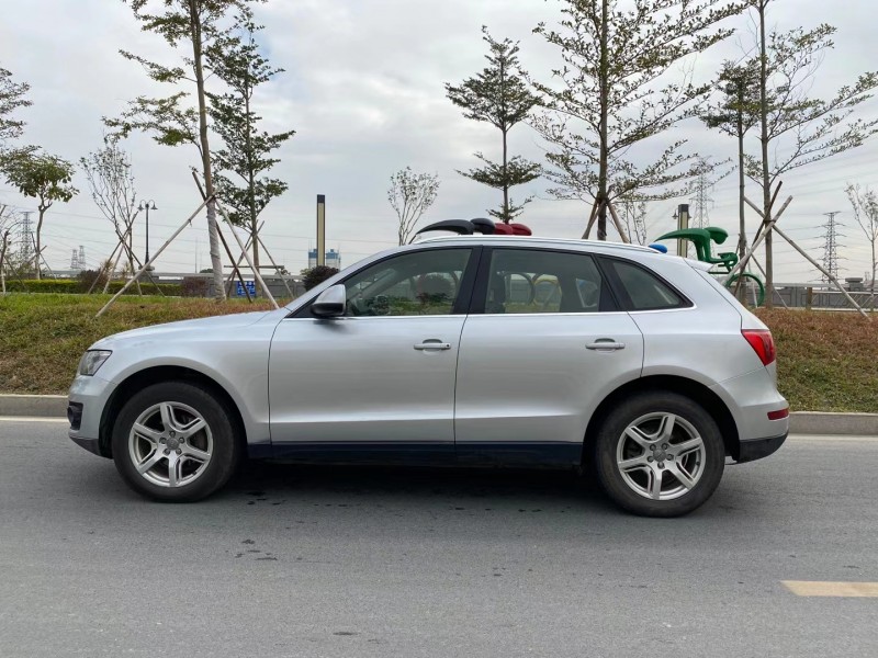 东莞11年奥迪Q54