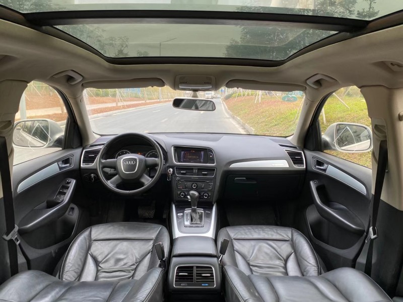 东莞11年奥迪Q56