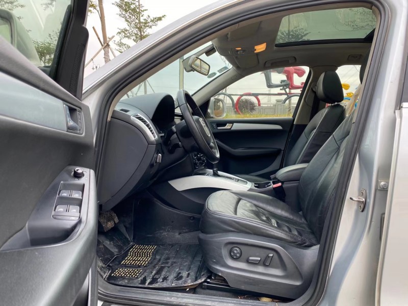 东莞11年奥迪Q58