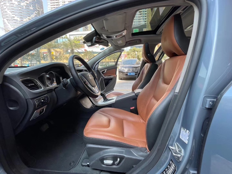 佛山17年沃尔沃S60L6