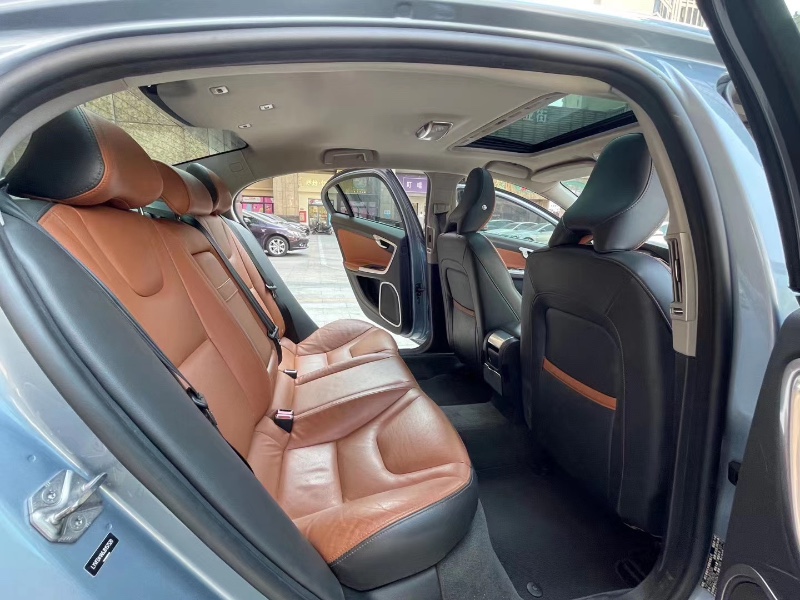 佛山17年沃尔沃S60L3