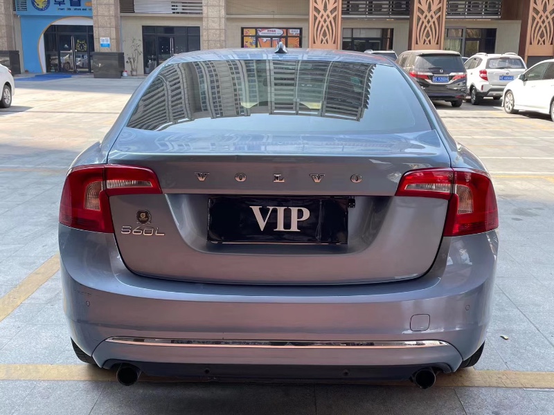佛山17年沃尔沃S60L1