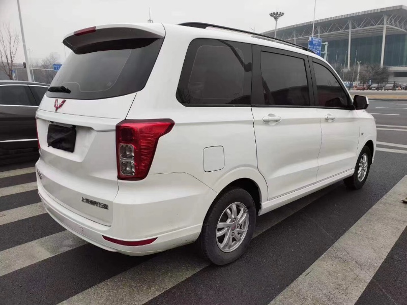 沈陽18年五菱汽車五菱宏光6