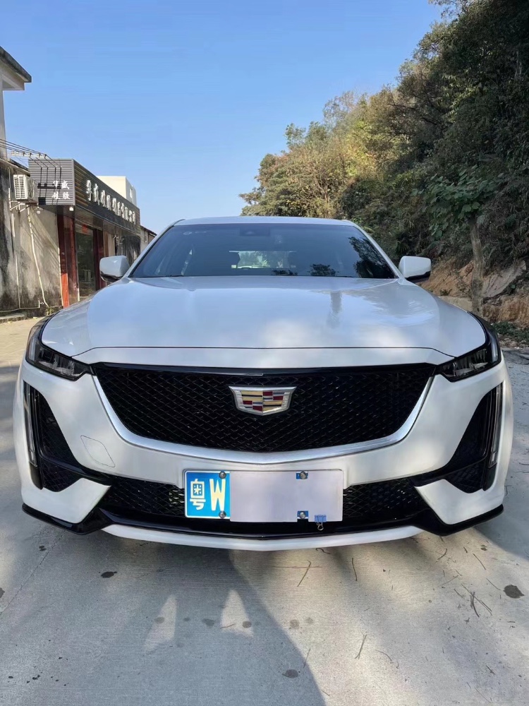 江门20年凯迪拉克CT51