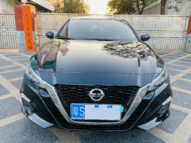 东莞20年日产天籁10